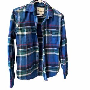✨American Eagle 🦅 Outfitters Blue and Green Plaid Flannel